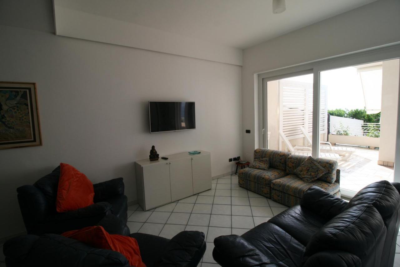Laura - Sul Mare Apartment *