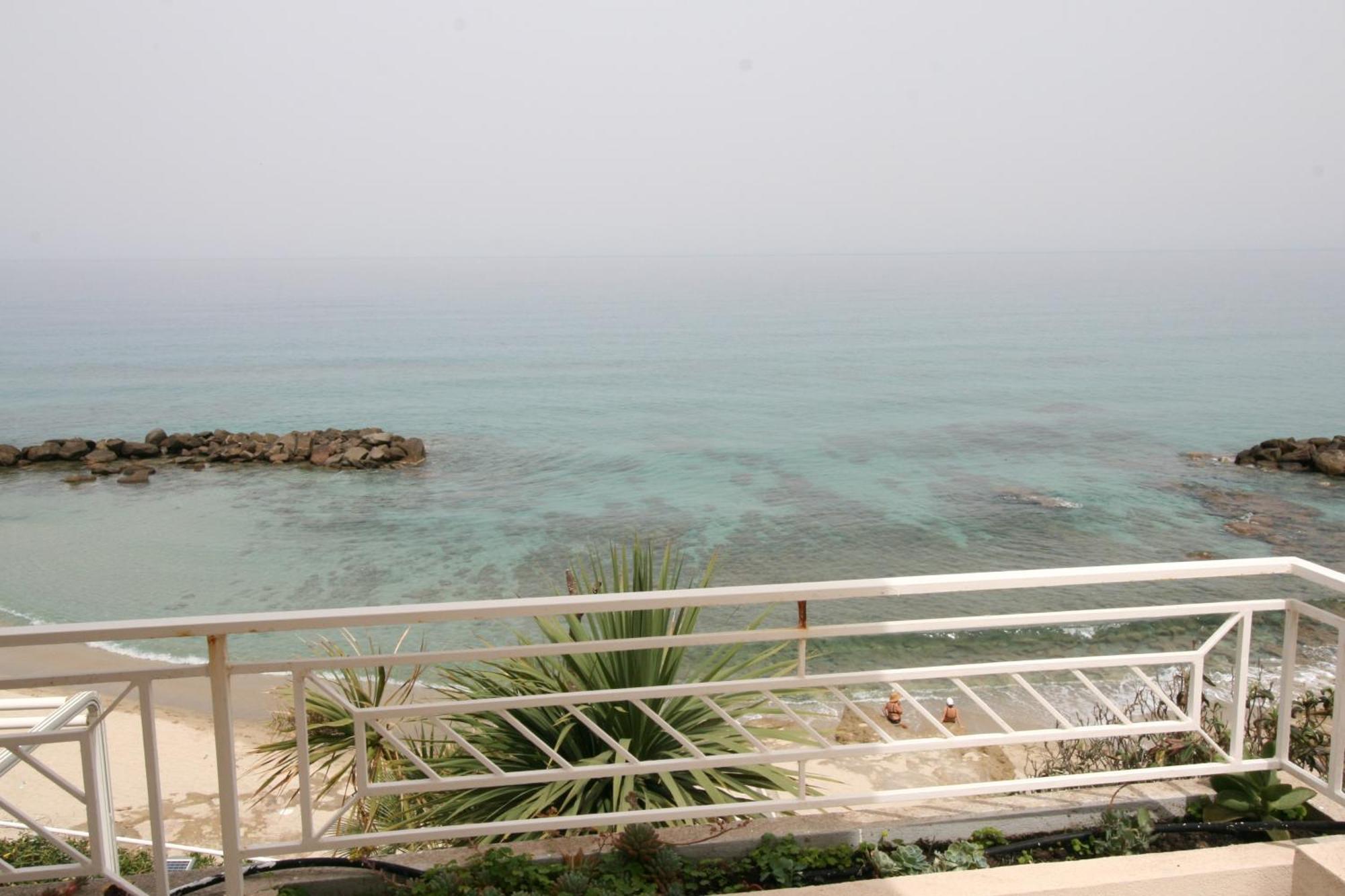 Laura - Sul Mare