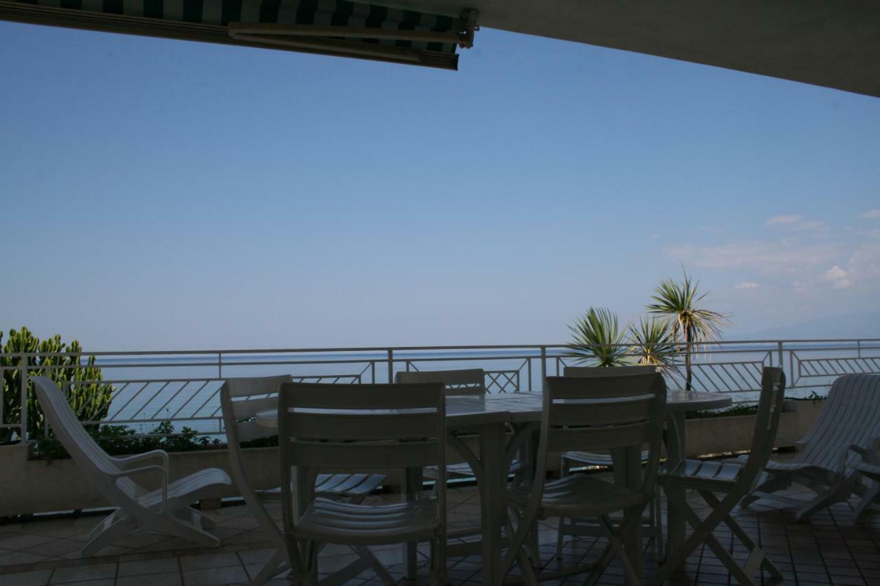 Apartment Laura - Sul Mare Pizzo (Calabria)