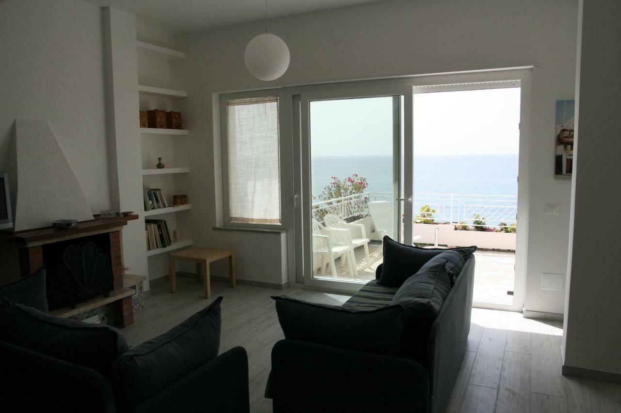 Laura - Sul Mare Apartment *