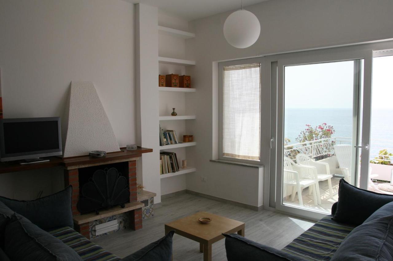 Laura - Sul Mare Apartment *